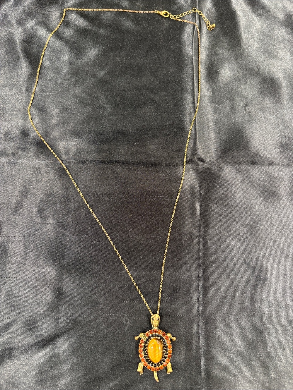 Gold-Tone Turtle Pendant Necklace with Amber Stone